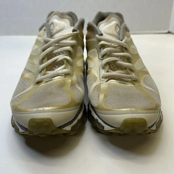 Nike Air Max Sneakers Lace Up Running 2012 Shoes 487679-100 Womens Size 8 - Picture 3 of 11